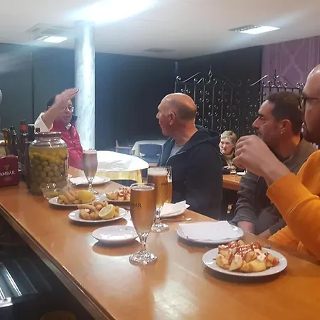 El Comendador De ホテル Añón
